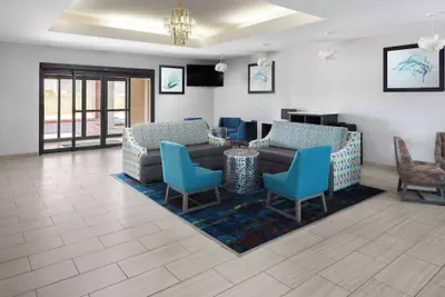 Photo 3 - La Quinta Inn & Suites by Wyndham Woodward