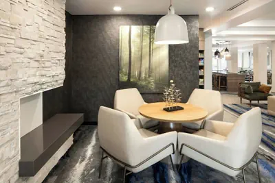 Photo 5 - Fairfield Inn & Suites by Marriott Buffalo Airport