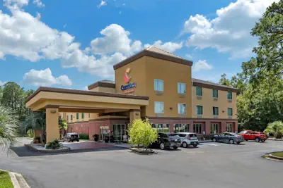 Photo 2 - Comfort Suites Biloxi - Ocean Springs