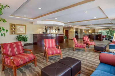 Photo 4 - Comfort Suites Biloxi - Ocean Springs