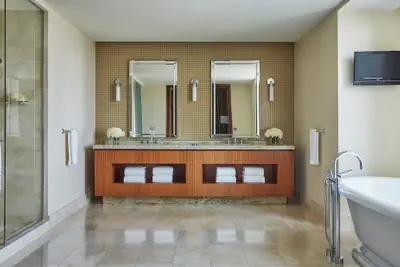 Photo 5 - Four Seasons Hotel St Louis