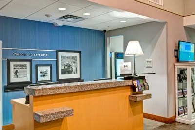 Photo 4 - Hampton Inn & Suites Sarasota/Bradenton-Airport, FL