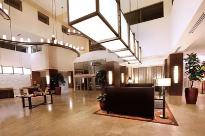 Photo 5 - Embassy Suites Palmdale