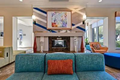 Photo 4 - Hilton Garden Inn San Bernardino