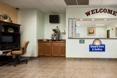 Photo 2 - Days Inn & Suites by Wyndham Columbus NE