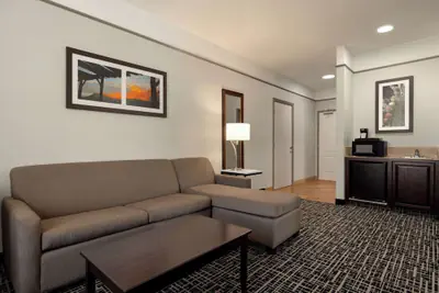 Photo 4 - La Quinta Inn & Suites by Wyndham Dumas