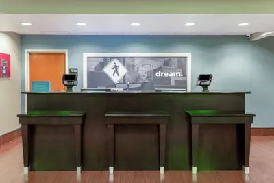 Photo 3 - Hampton Inn Richmond - South
