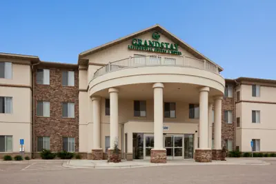 Photo 2 - GrandStay Residential Suites Hotel