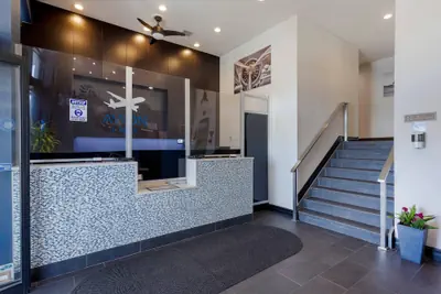 Photo 4 - Avion Inn Near LGA Airport, an Ascend Collection Hotel
