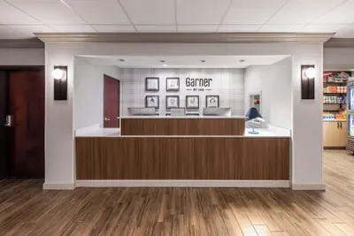 Photo 4 - Garner Hotel Norman - University Area by IHG