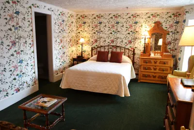 Photo 4 - Bay View Inn