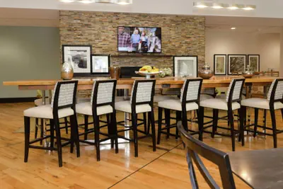 Photo 4 - Hampton Inn Hickory