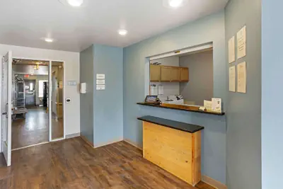 Photo 3 - Extended Stay America Select Suites - Salt Lake City - West Valley City