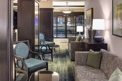 Photo 5 - Hampton Inn & Suites Gainesville-Downtown