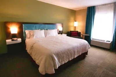 Photo 5 - Hampton Inn & Suites Jacksonville - Beach Blvd/Mayo Clinic
