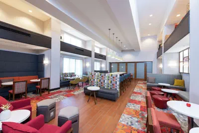 Photo 3 - Hampton Inn & Suites Marshalltown