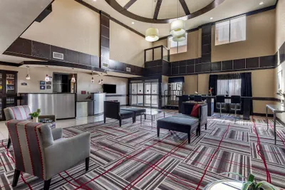 Photo 4 - Best Western Plus DFW Airport West Euless