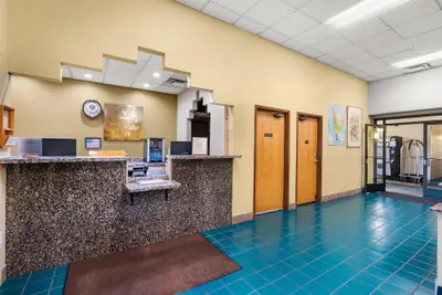 Photo 4 - Americas Best Value Inn Prescott Valley