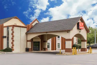 Photo 2 - Econo Lodge At Six Flags