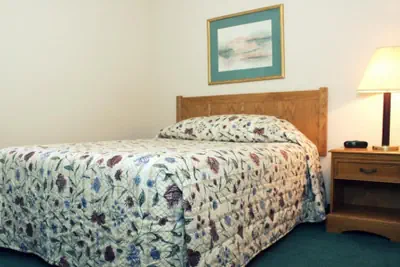 Photo 5 - Affordable Suites Salisbury
