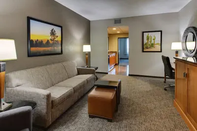 Photo 5 - Drury Inn & Suites Phoenix Happy Valley