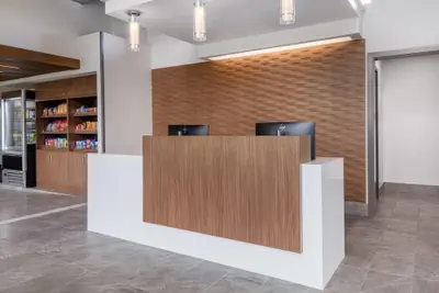 Photo 3 - Wingate by Wyndham Geneva at SPIRE Academy