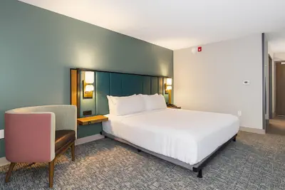 Photo 5 - Wingate by Wyndham Geneva at SPIRE Academy