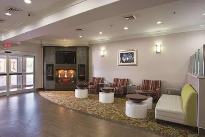 Photo 3 - La Quinta Inn & Suites by Wyndham Houston Channelview