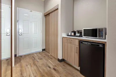 Photo 5 - La Quinta Inn & Suites by Wyndham Houston Channelview