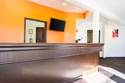 Photo 3 - Motel 6 Newport, OR