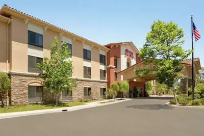 Photo 2 - Hampton Inn & Suites Thousand Oaks, CA