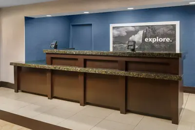 Photo 4 - Hampton Inn & Suites Thousand Oaks, CA