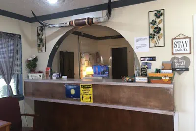 Photo 4 - Executive Inn Hebbronville