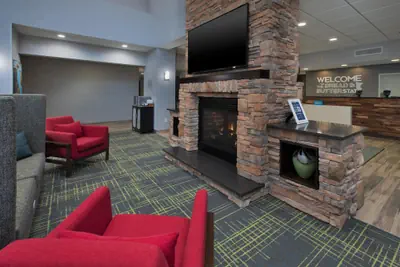 Photo 4 - Hampton Inn & Suites St. Cloud, MN