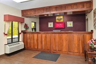 Photo 4 - Red Roof Inn Cartersville–Emerson/LakePoint North
