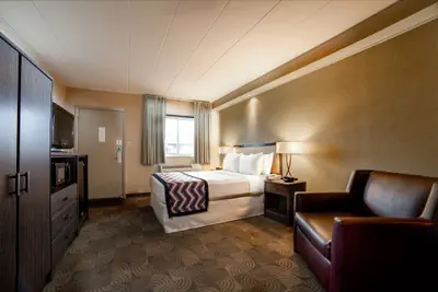 Photo 5 - Carlton Inn Midway