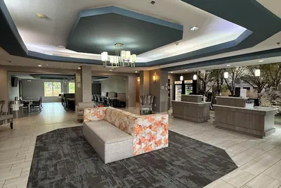 Photo 2 - La Quinta Inn & Suites by Wyndham Searcy