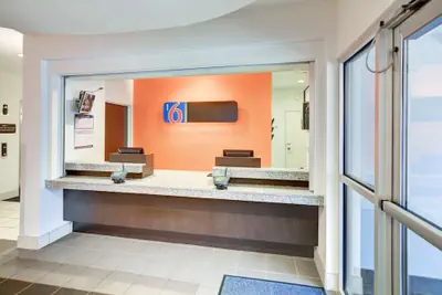 Photo 5 - Motel 6 Roanoke, TX - Northlake - Speedway