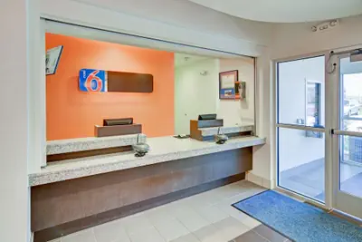 Photo 4 - Motel 6 Roanoke, TX - Northlake - Speedway