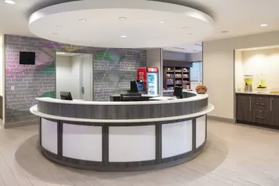 Photo 3 - SpringHill Suites by Marriott Miami Downtown/Medical Center