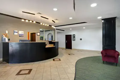 Photo 2 - Motel 6 Fort Worth, TX – I-35 & I-20
