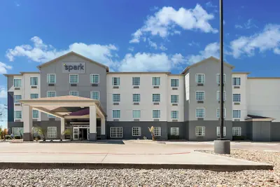 Photo 2 - Spark by Hilton Selma