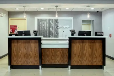 Photo 4 - Hampton Inn & Suites Parsippany/North