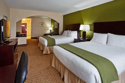 Photo 3 - Holiday Inn Express & Suites Columbus – Fort Benning Maingate by IHG