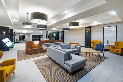 Photo 3 - Holiday Inn Hotel & Suites Tulsa South by IHG