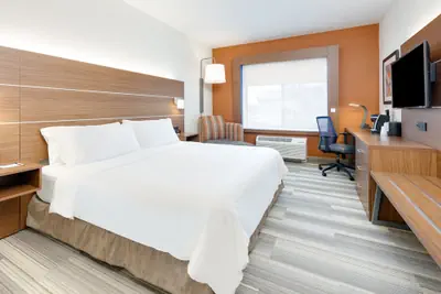 Photo 4 - Holiday Inn Express Mitchell by IHG