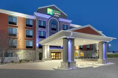 Photo 2 - Holiday Inn Express Mitchell by IHG