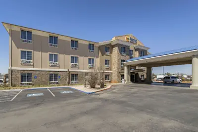 Photo 2 - Comfort Inn & Suites Andrews