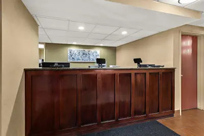 Photo 5 - Sleep Inn & Suites Near Joint Base Andrews - Washington Area