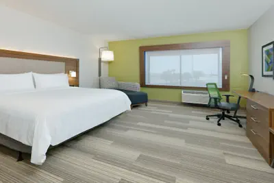 Photo 5 - Holiday Inn Express & Suites Oklahoma City West-Yukon by IHG